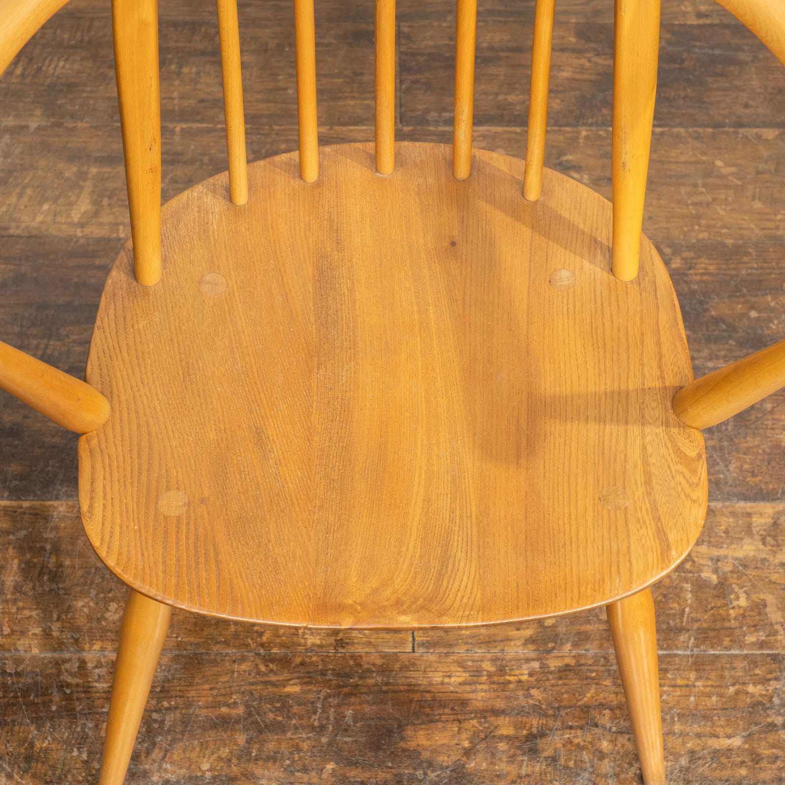 英国【ERCOL アーコール】曲木のボウバック 5本スポーク ウィンザー