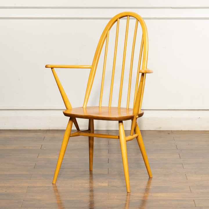 英国【ERCOL アーコール】曲げ木の技術を活かした高い背もたれとアームでゆったり寛げる クエーカーアームチェア 365A Windsor ウインザー /25G-3