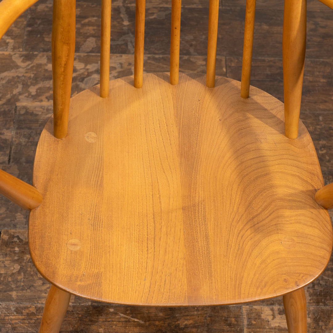 英国【ERCOL アーコール】スラッとしたハイバックが特徴的 ウィンザー ゴールドスミスアームチェア No.369A /25G-A8
