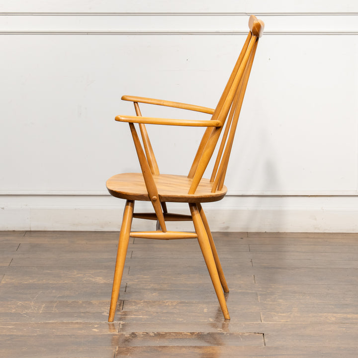 英国【ERCOL アーコール】スラッとしたハイバックが特徴的 ウィンザー ゴールドスミスアームチェア No.369A /25G-A9