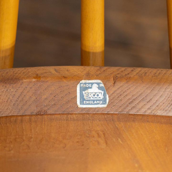 英国【ERCOL アーコール】スラッとしたハイバックが特徴的 ゴールドスミスアームチェア 369A Windsor ウインザー /25G-10