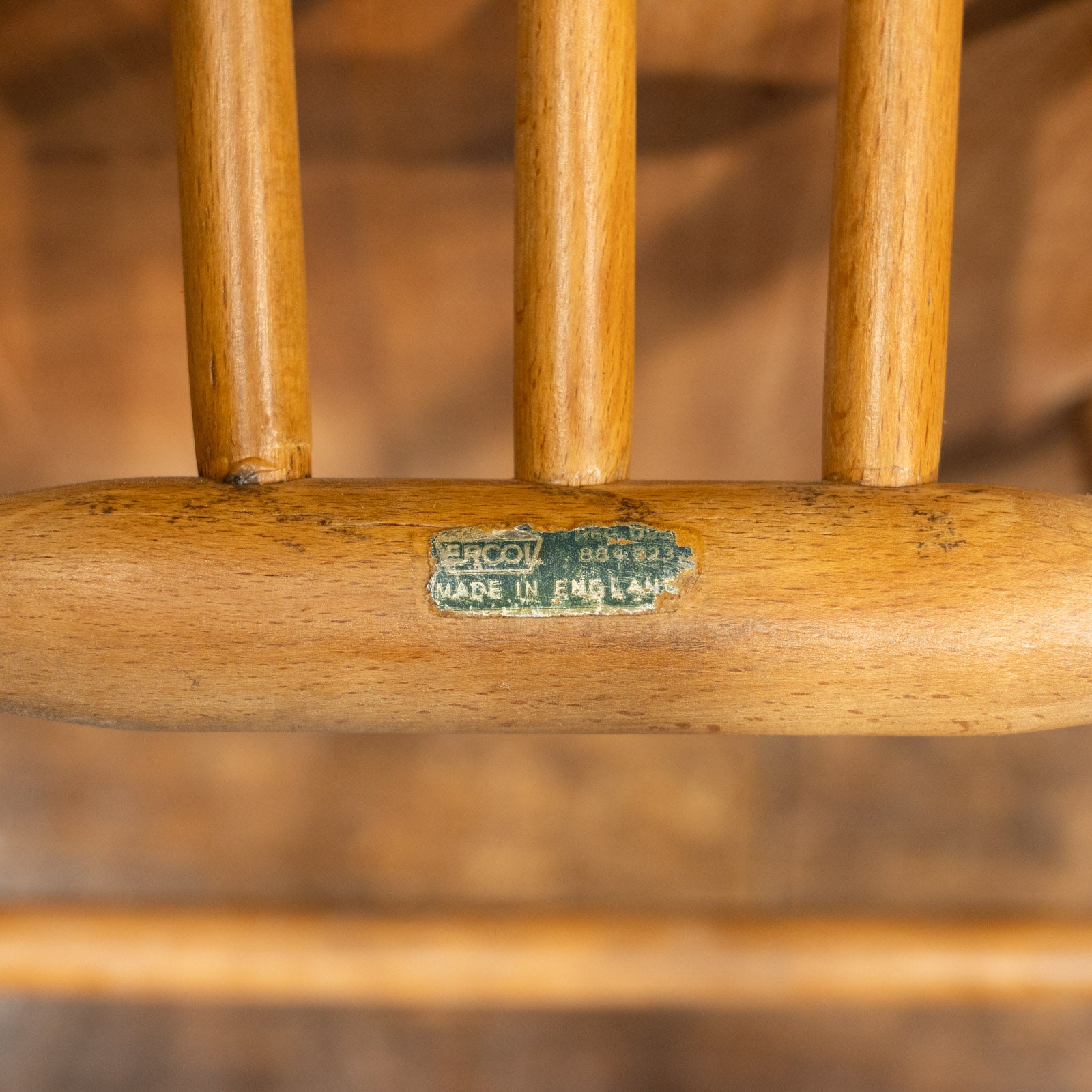 英国【ERCOL アーコール】シンプルで直線的なデザイン ウィンザー