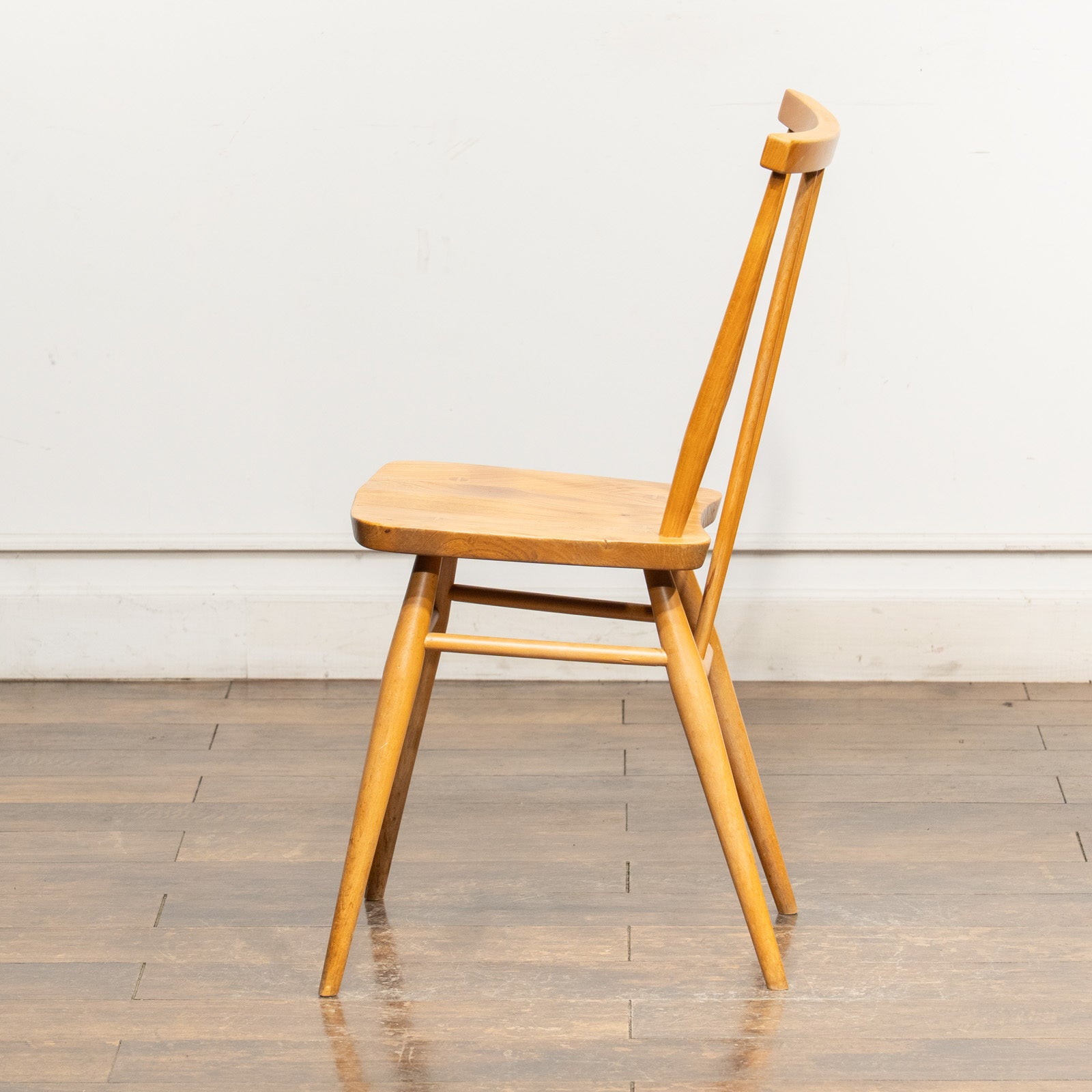 m　　アーコール ercol スティックバックチェア 391 英国 英国【ERCOL アーコール】シンプルで直線的なデザイン ウィンザー