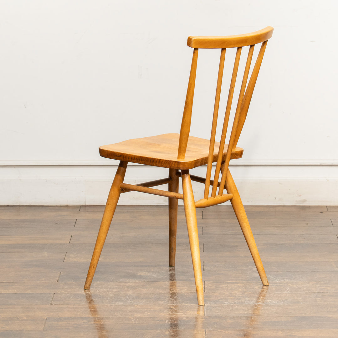 英国【ERCOL アーコール】シンプルで直線的なデザイン ウィンザー スティックバックチェア No.391 /25G-10