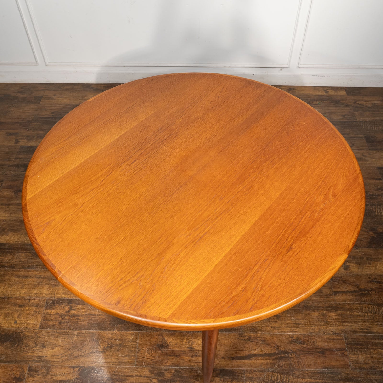 英国【G-PLAN ジープラン Fresco フレスコ】実用性とデザインを