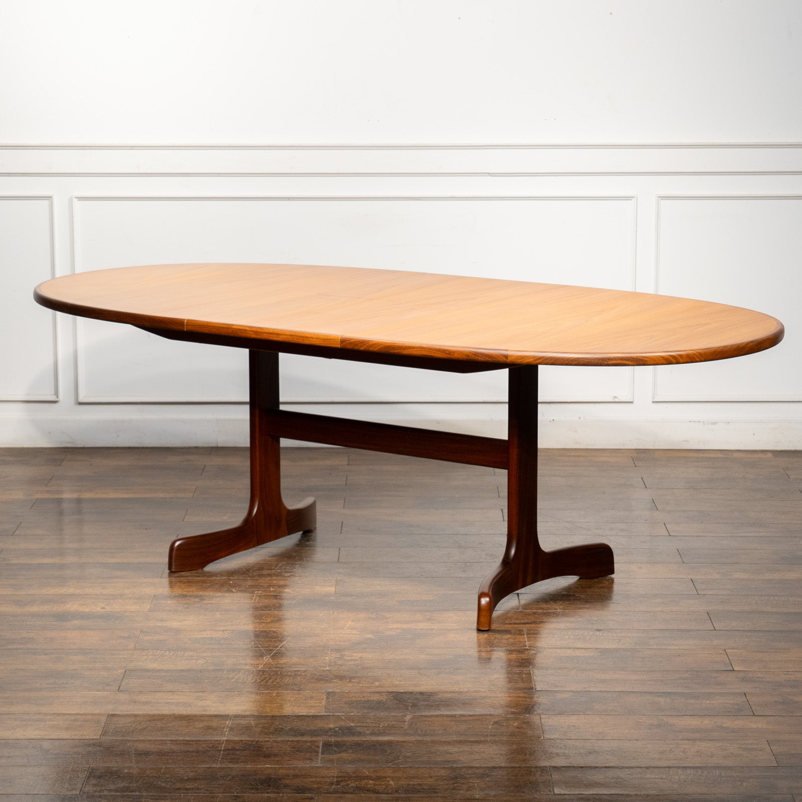 英国【G-PLAN ジープラン Fresco フレスコ】ホエールレッグ