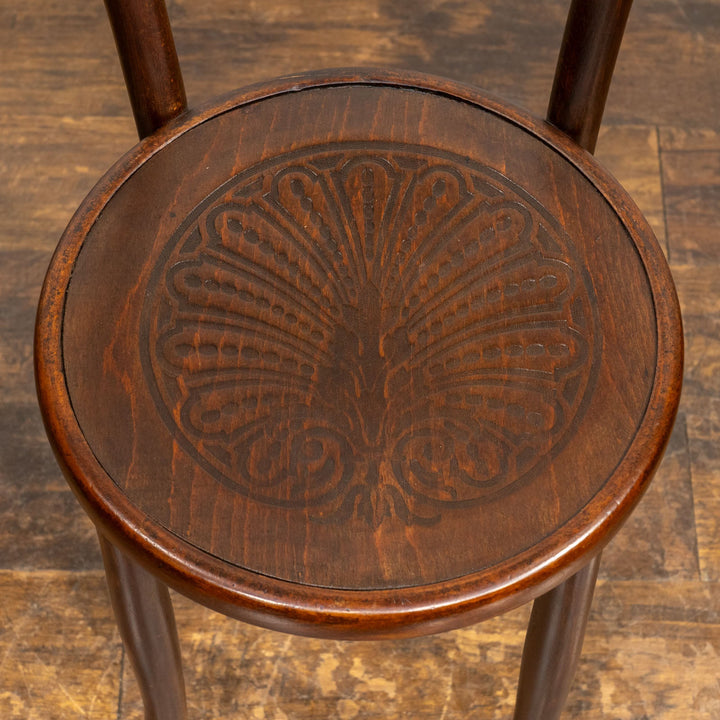 【Mundus ムンダス】シェルモチーフのエンボス加工が美しい パネルバック ベントウッドチェア /25G-4