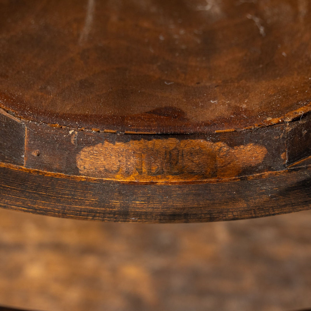 【Mundus ムンダス】シェルモチーフのエンボス加工が美しい パネルバック ベントウッドチェア /25G-5