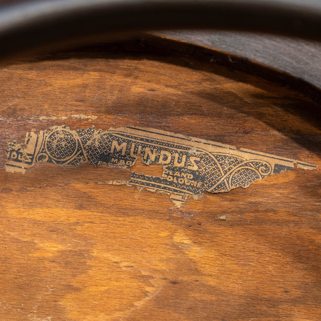 【Mundus ムンダス】シェルモチーフのエンボス加工が美しい パネルバック ベントウッドチェア /25G-6