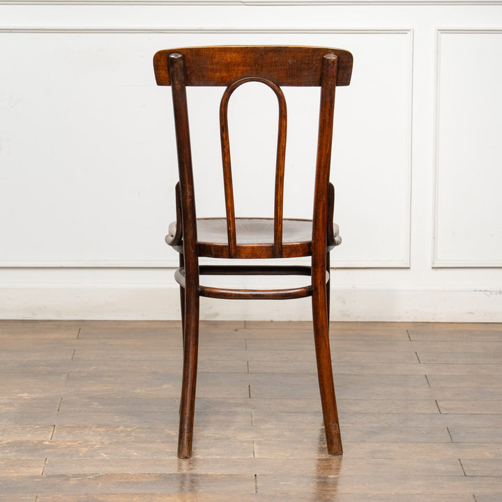 ユーバックの背もたれが優しく支える ビーチ ベントウッドチェア /25G-3