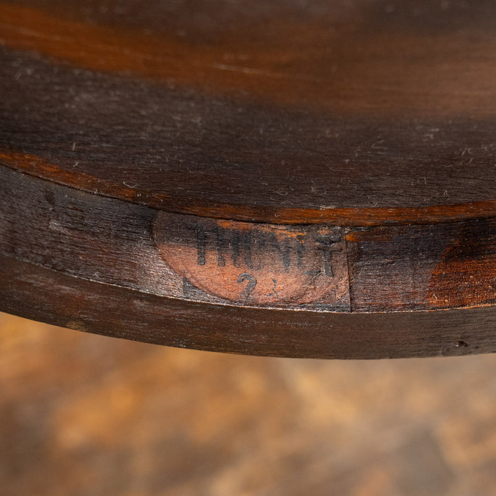 【THONET トーネット】背もたれの曲線や座面の彫りも美しい ダブルループバック ベントウッドチェア /25G-2
