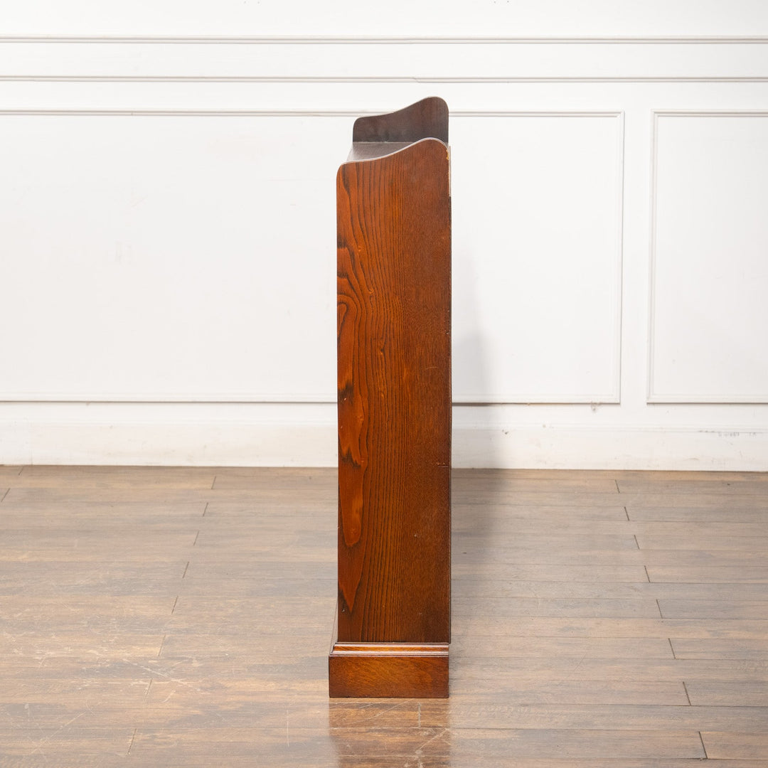 経年を感じるオーク材の質感が味わい深い ブックシェルフ /25G-1