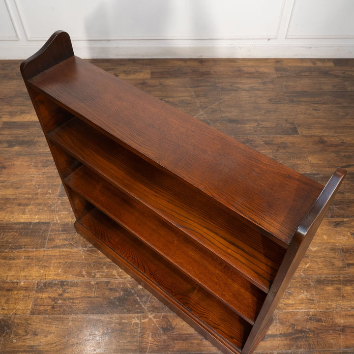 経年を感じるオーク材の質感が味わい深い ブックシェルフ /25G-1