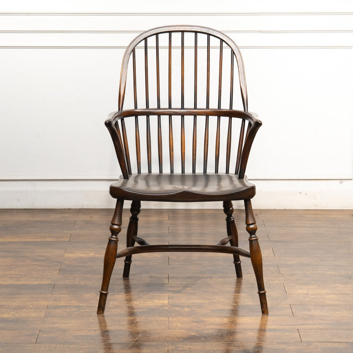 頑丈なダブルボウバックの背もたれが包み込む レアモデル ウィンザー アームチェア /25G-1