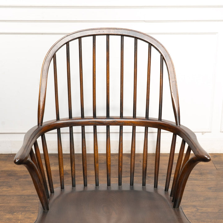 頑丈なダブルボウバックの背もたれが包み込む レアモデル ウィンザー アームチェア /25G-1