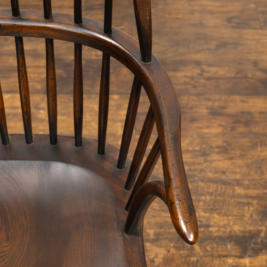 頑丈なダブルボウバックの背もたれが包み込む レアモデル ウィンザー アームチェア /25G-1