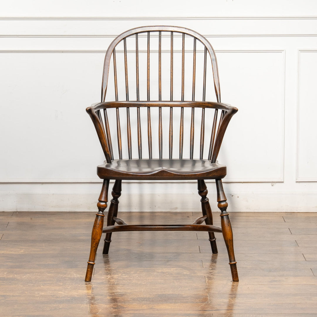 頑丈なダブルボウバックの背もたれが包み込む レアモデル ウィンザー アームチェア /25G-2