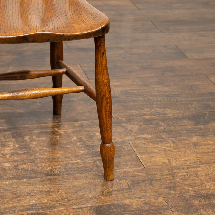 ナチュラルやカントリーテイストなお部屋作りにぴったり スピンドルバック キッチンチェア /25G-5