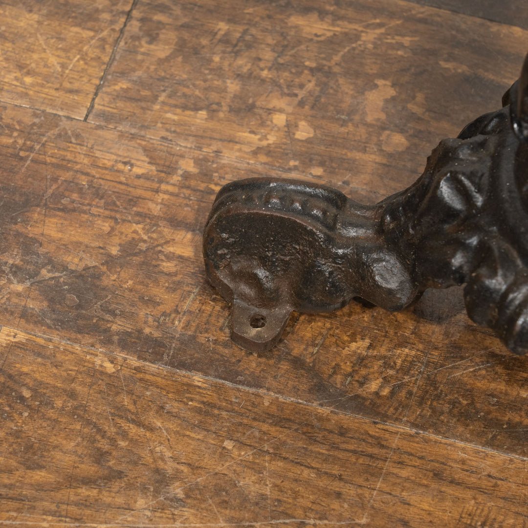 デコラティブなアイアンレッグが目を惹く オーク パブテーブル /25G-1