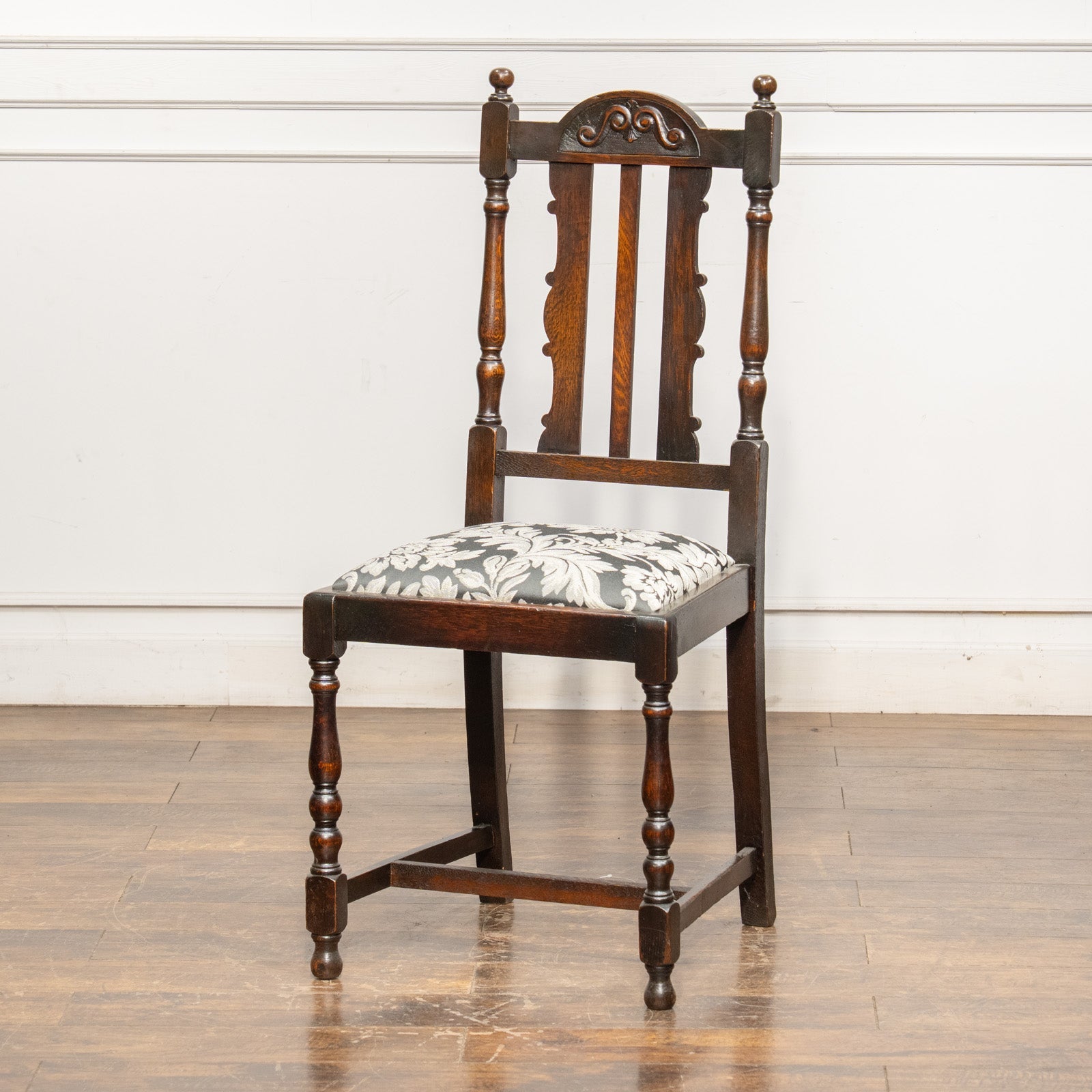 アンティークチェア・ヴィンテージチェア通販｜英国・北欧の名作椅子を