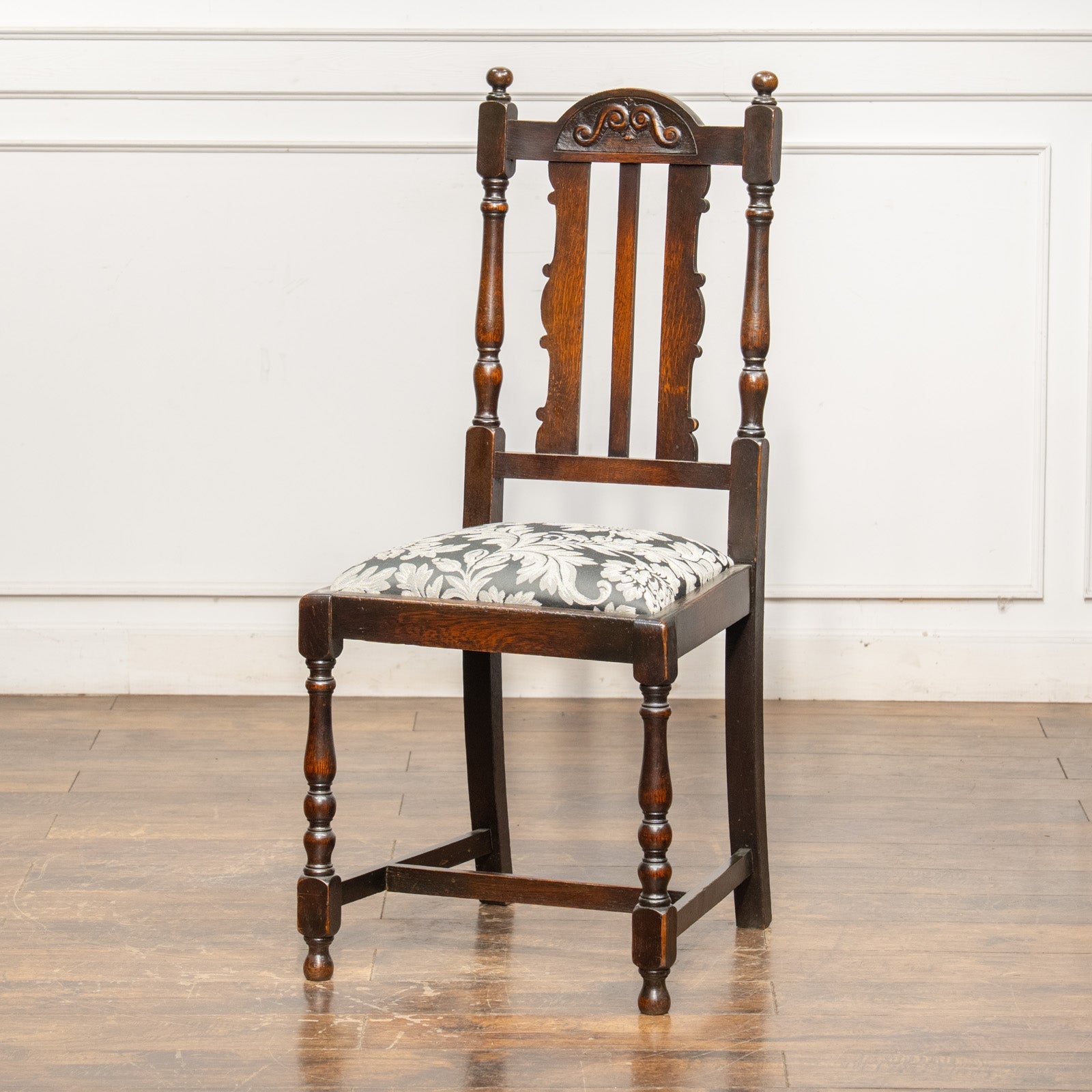 アンティークチェア・ヴィンテージチェア通販｜英国・北欧の名作椅子を