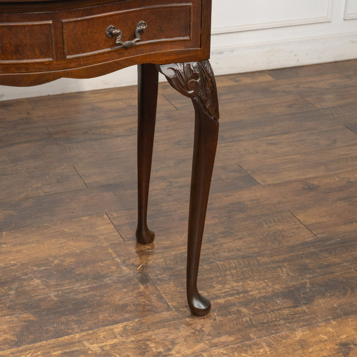 優雅なカブリオールレッグやスワンネックのハンドルが上品 コンソールテーブル /25G