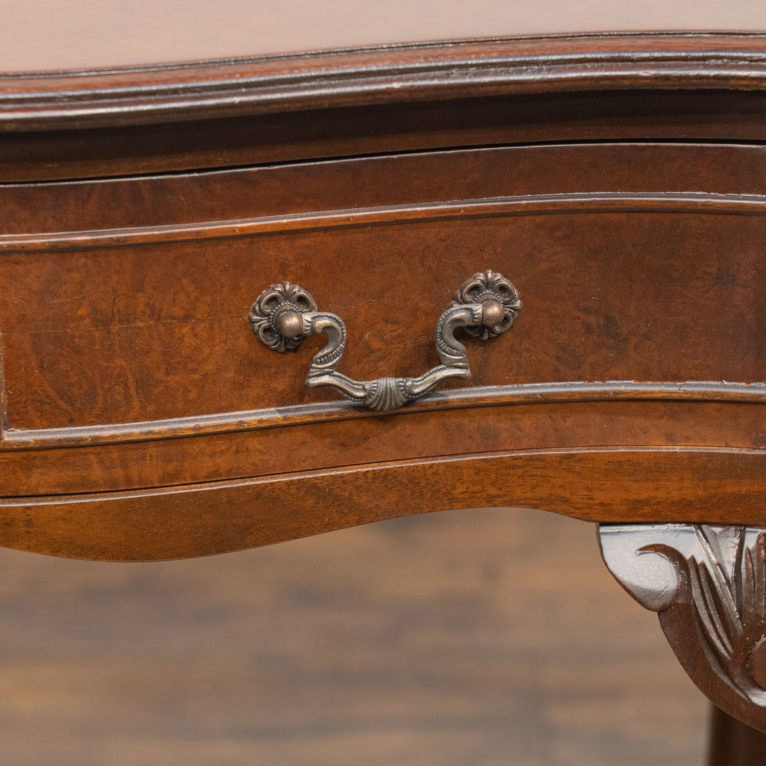 優雅なカブリオールレッグやスワンネックのハンドルが上品 コンソールテーブル /25G