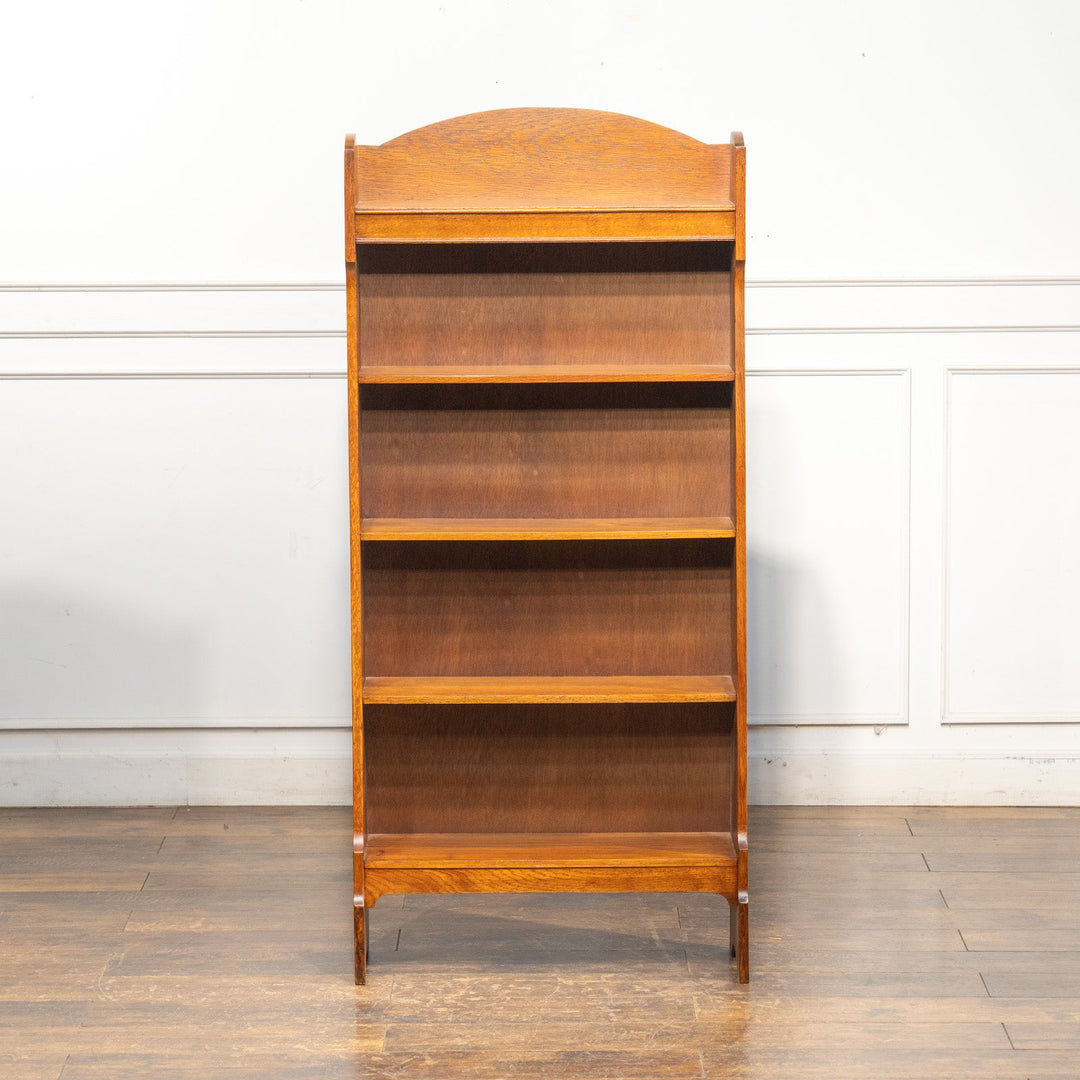 シンプルなフォルムで使いやすいサイズ感が魅力 オーク ブックシェルフ /25G