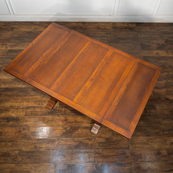 すっきりとしたダブルカップのバルボスレッグが印象的 ドローリーフ 伸長式ダイニングテーブル /25G