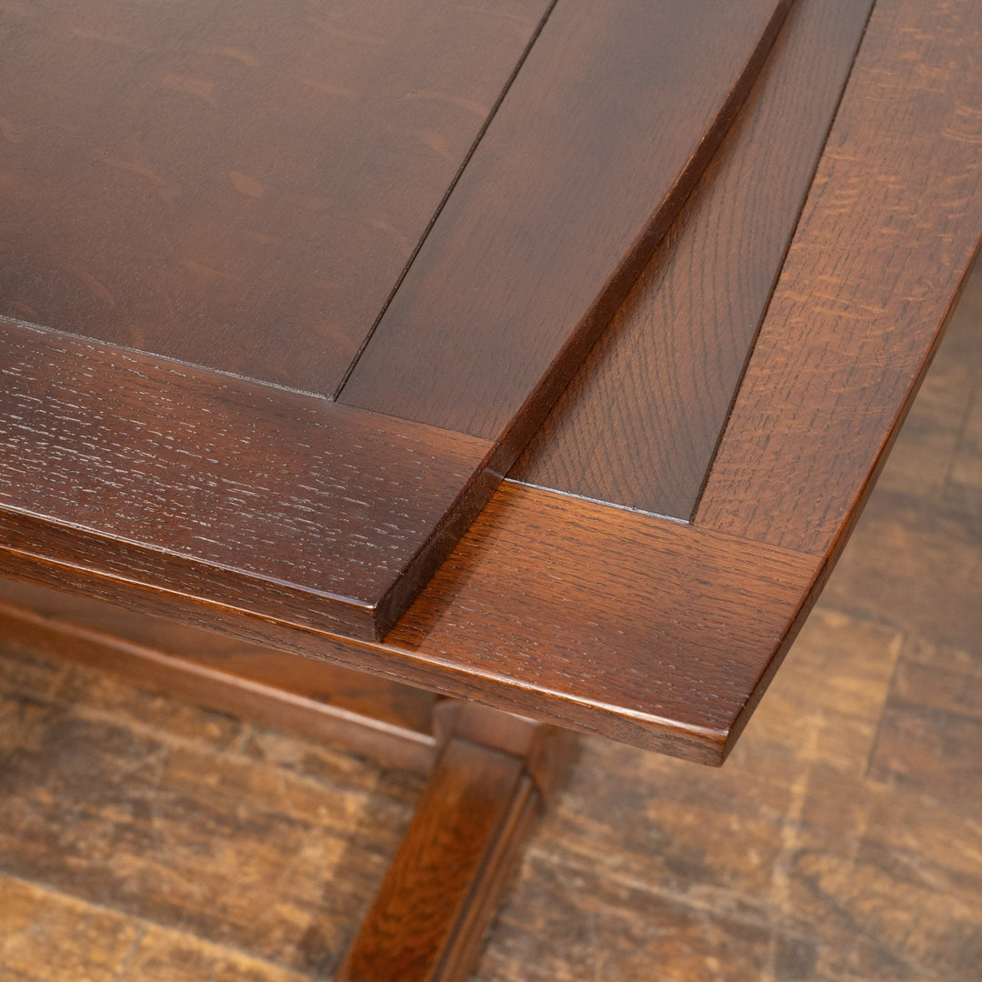 ブドウの美しい装飾が施されたバルボスレッグが印象的 ドローリーフテーブル /25G