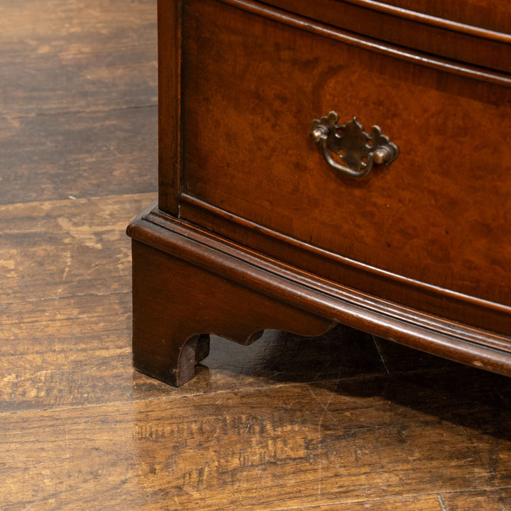 一回り小さなチェストが上に載って収納力たっぷり ウォールナット 7段チェストオンチェスト /25G