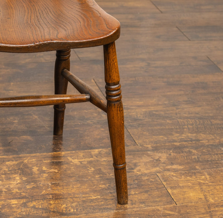 艶やなブラウンの色味が味わい深い カントリースタイル コムバック ウィンザーチェア /25G-1