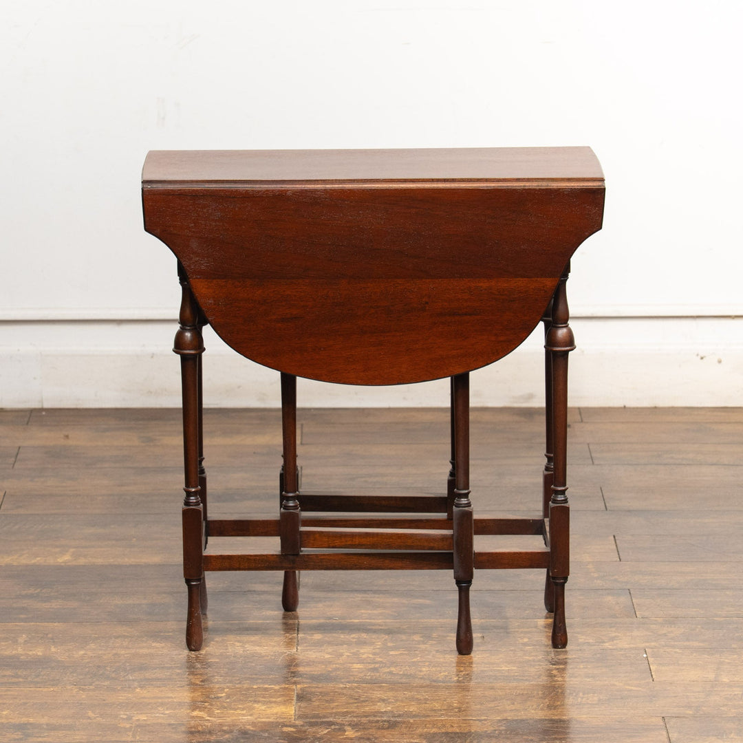 個性的でレアなデザインの天板が目を惹く ウォールナット ゲートレッグ 折りたたみテーブル /25G