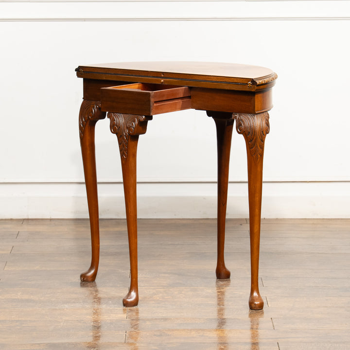 ハーフムーンの美しいシルエット 開くと円形のゲームテーブルになる コンソールテーブル /25G-B