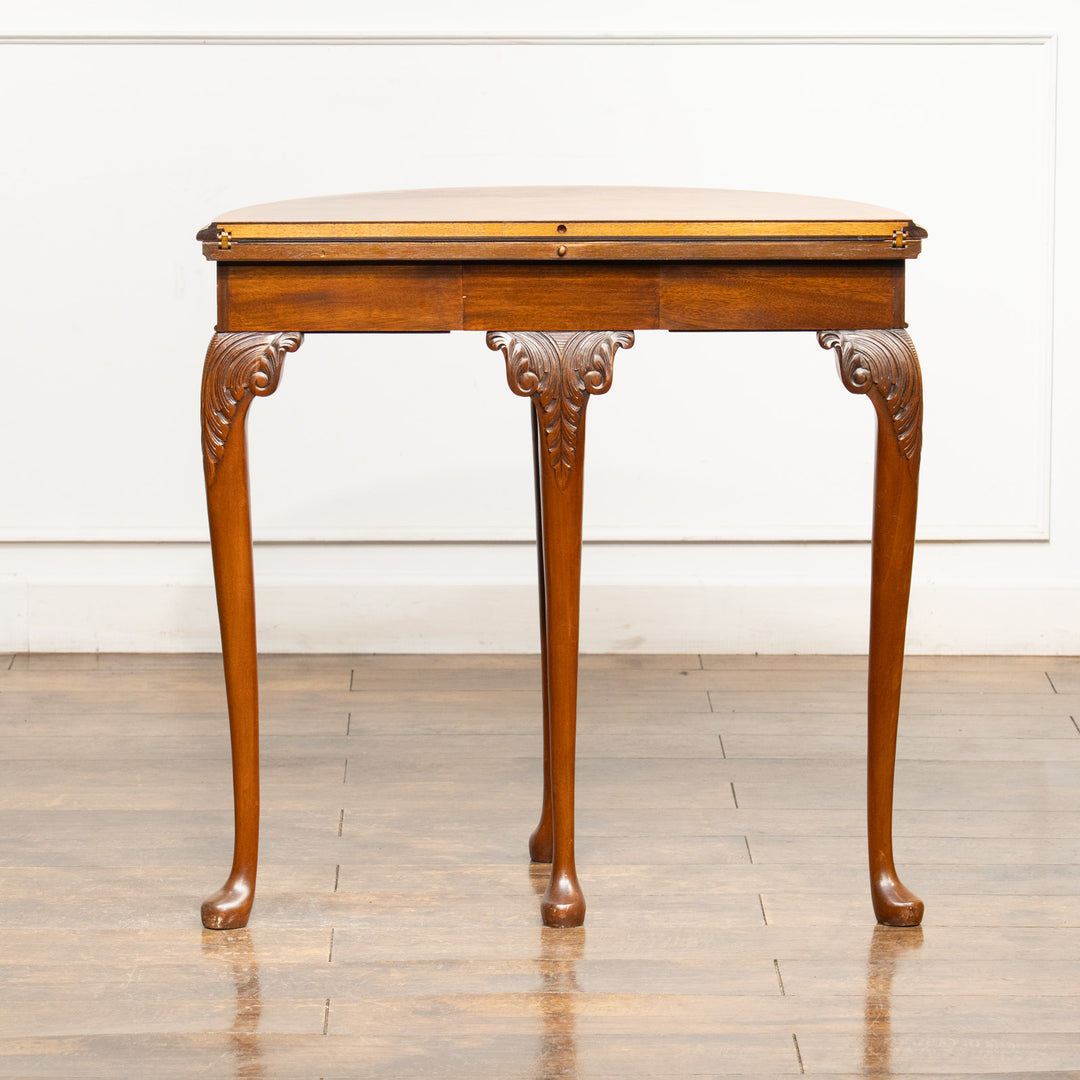 ハーフムーンの美しいシルエット 開くと円形のゲームテーブルになる コンソールテーブル /25G-B