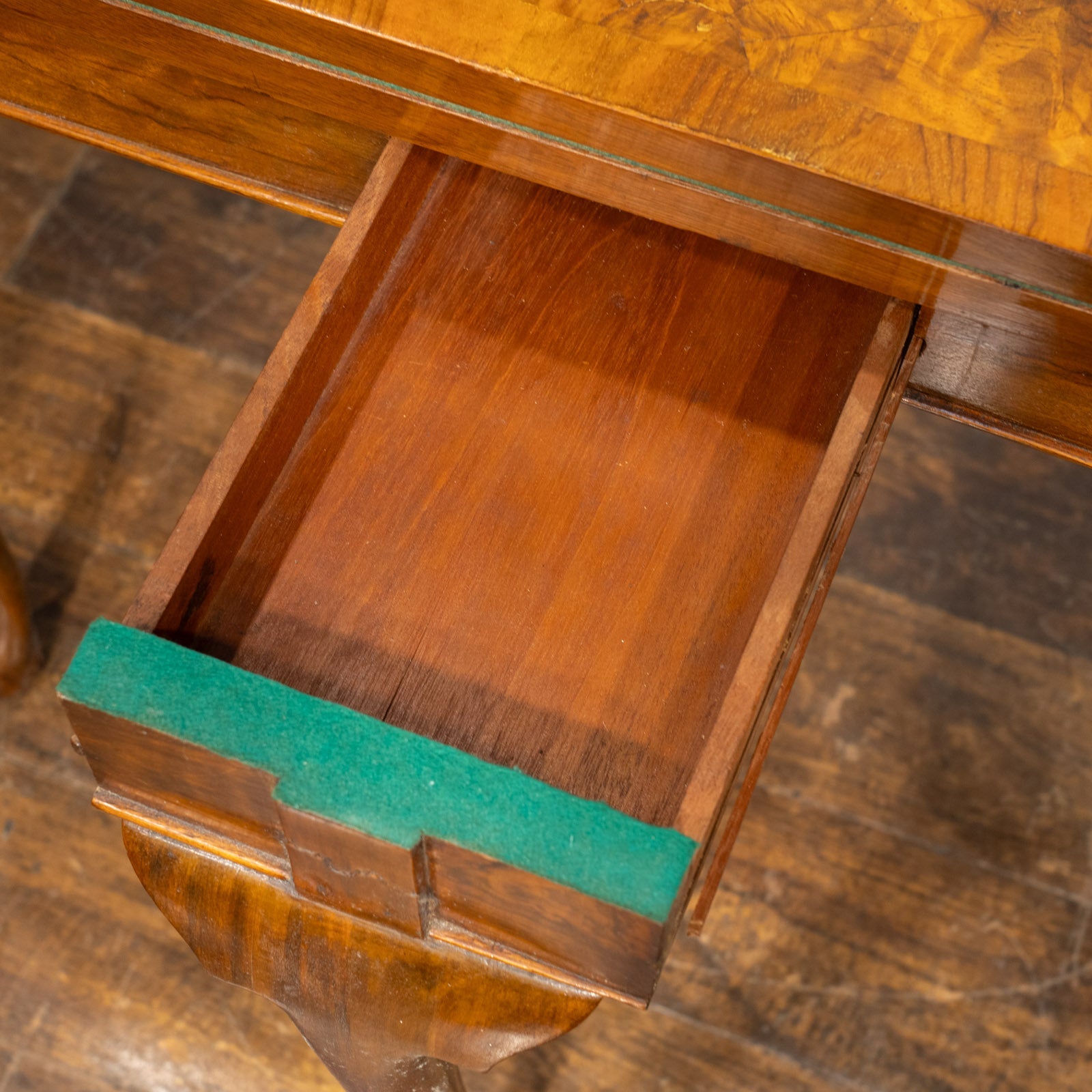 コンソールテーブル　ハーフムーン Amazon｜HOMES: Inside + Out Payne モダンハーフムーンアクセント