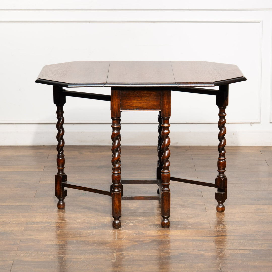 開くと八角形になる天板が優雅 オーク ゲートレッグ 折りたたみテーブル /25G