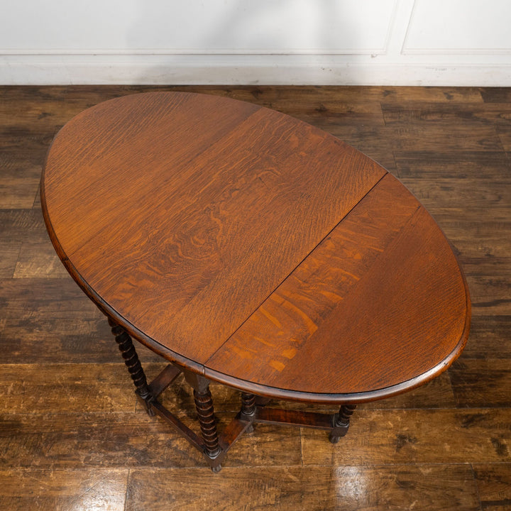 オーク材の虎斑模様や優美なツイストレッグが魅力 ゲートレッグ 折りたたみテーブル /25G-B