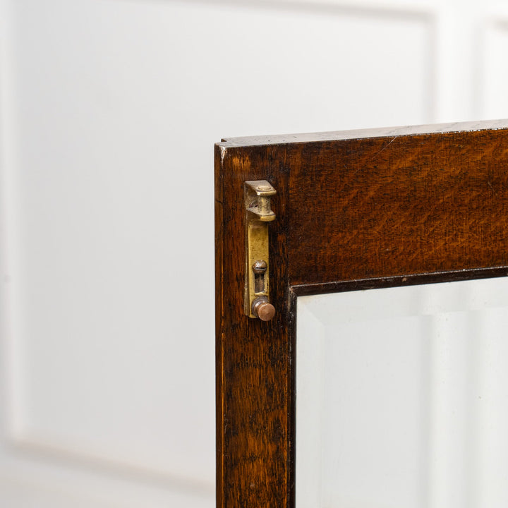 すっきりしたフォルムがお部屋に馴染む オーク ガラスブックケース