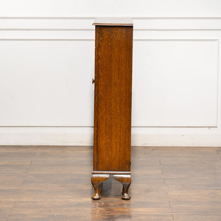 すっきりしたフォルムがお部屋に馴染む オーク ガラスブックケース