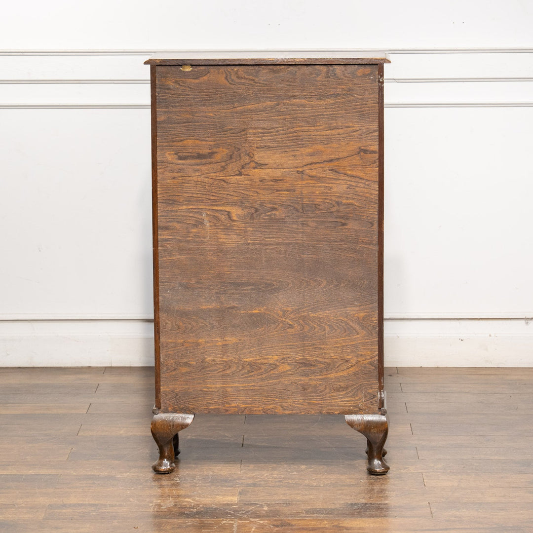 すっきりしたフォルムがお部屋に馴染む オーク ガラスブックケース