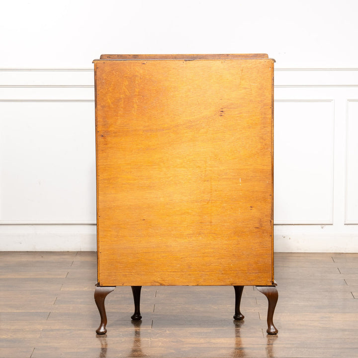 曲線のフロントデザインが優雅 ハーフムーンスタイル ガラスキャビネット /25G