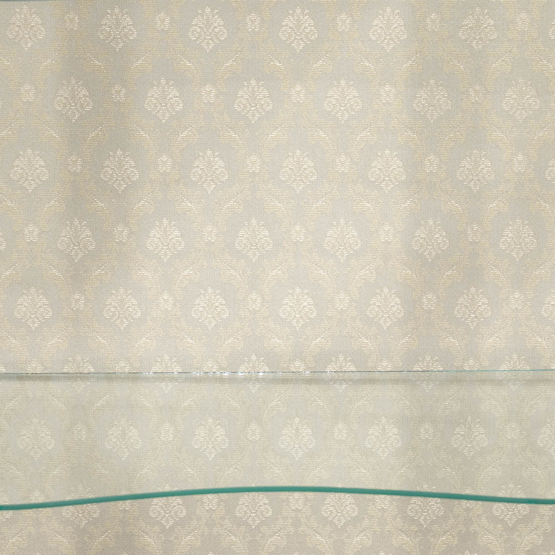 曲線のフロントデザインが優雅 ハーフムーンスタイル ガラスキャビネット /25G-B