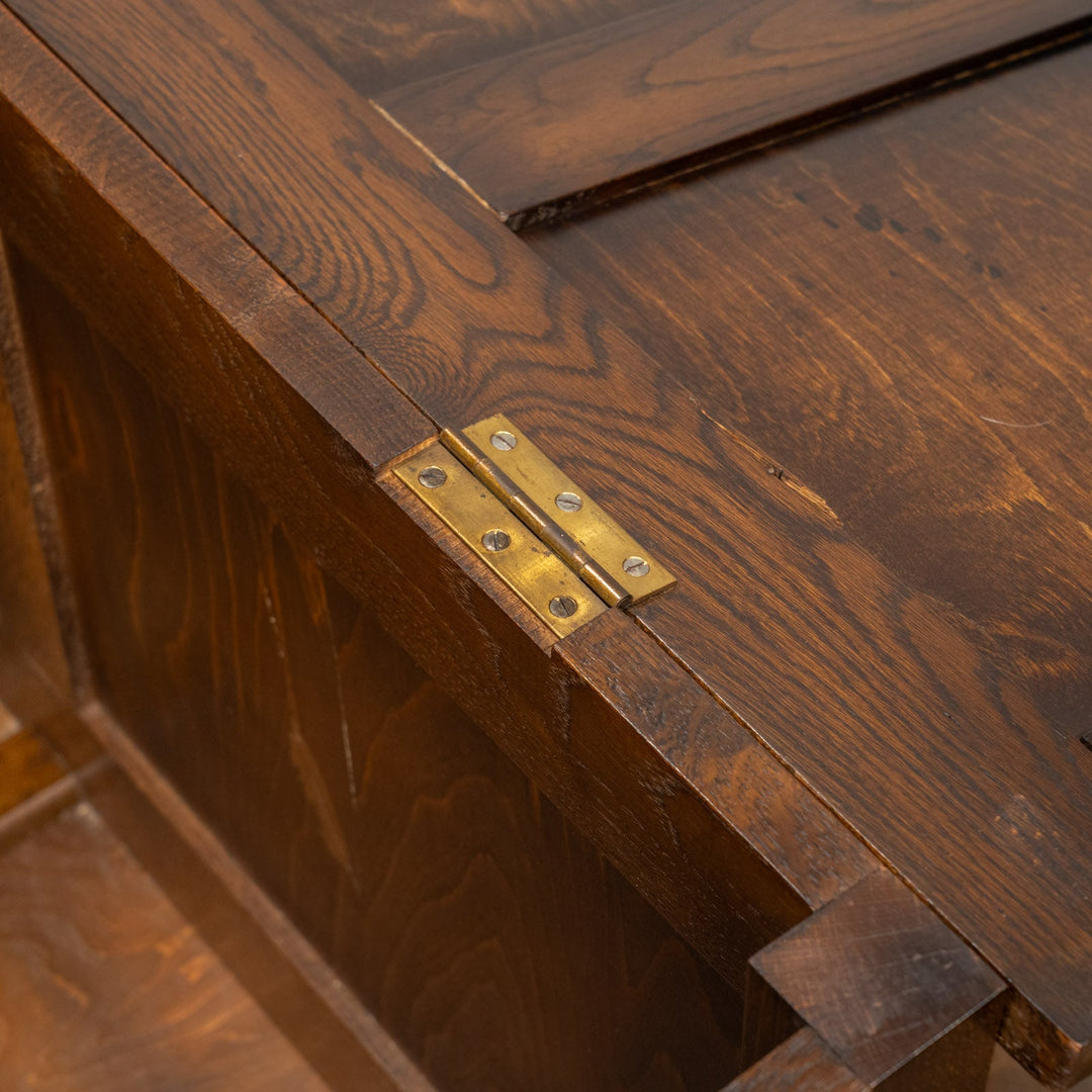 リネンフォールドの装飾が目を惹く 便利な収納付きベンチ オーク ブランケットボックス コファー /25G