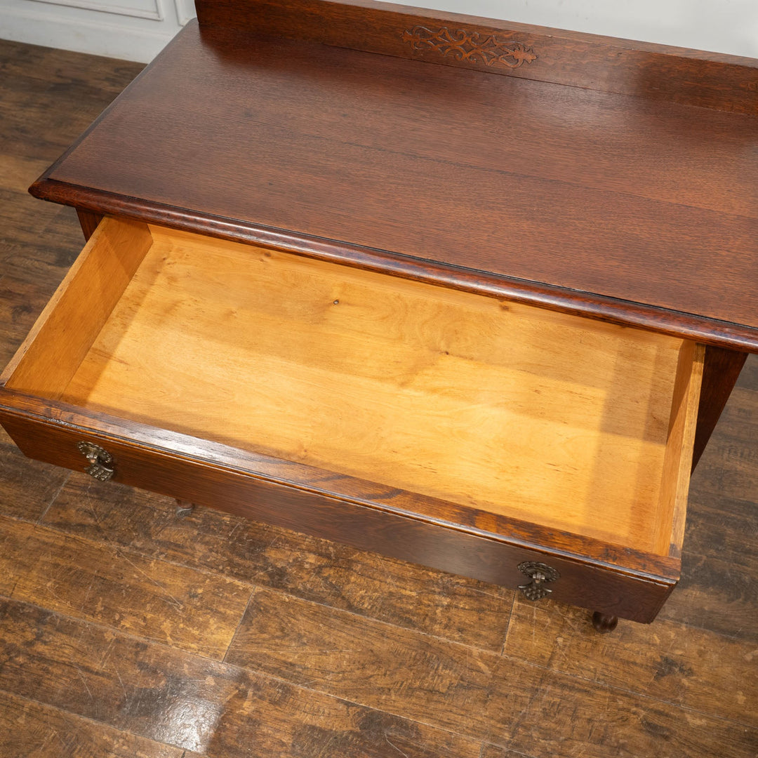 モダンなデザインのハンドルがアクセント キャスター付き サイドボード /25G