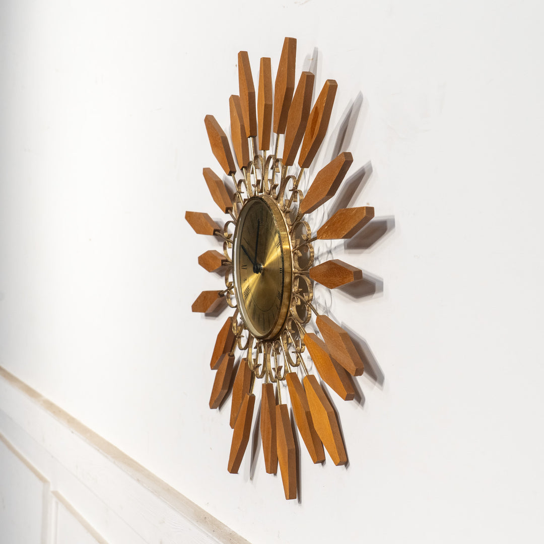 【PAICO パイコ】中央から放射状に広がるデザインが華やか サンバースト ウォールクロック /25G