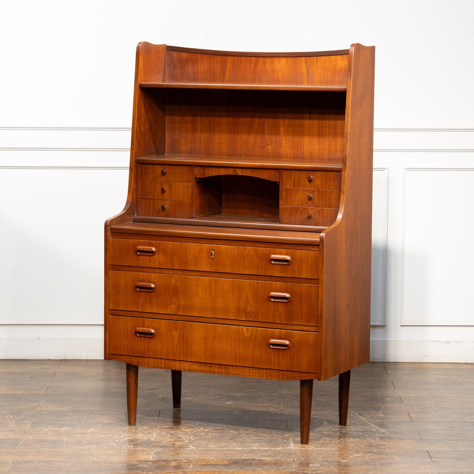 デスク・ビューロー/desk Bureau – THE GLOBE オンラインショップ