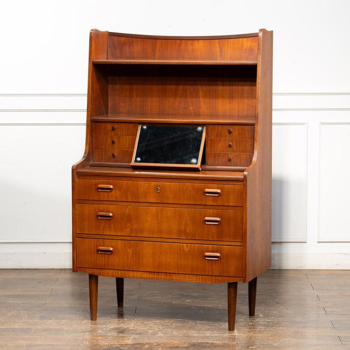 湾曲したトップのフォルムがスタイリッシュ ビューローブックシェルフ /25G