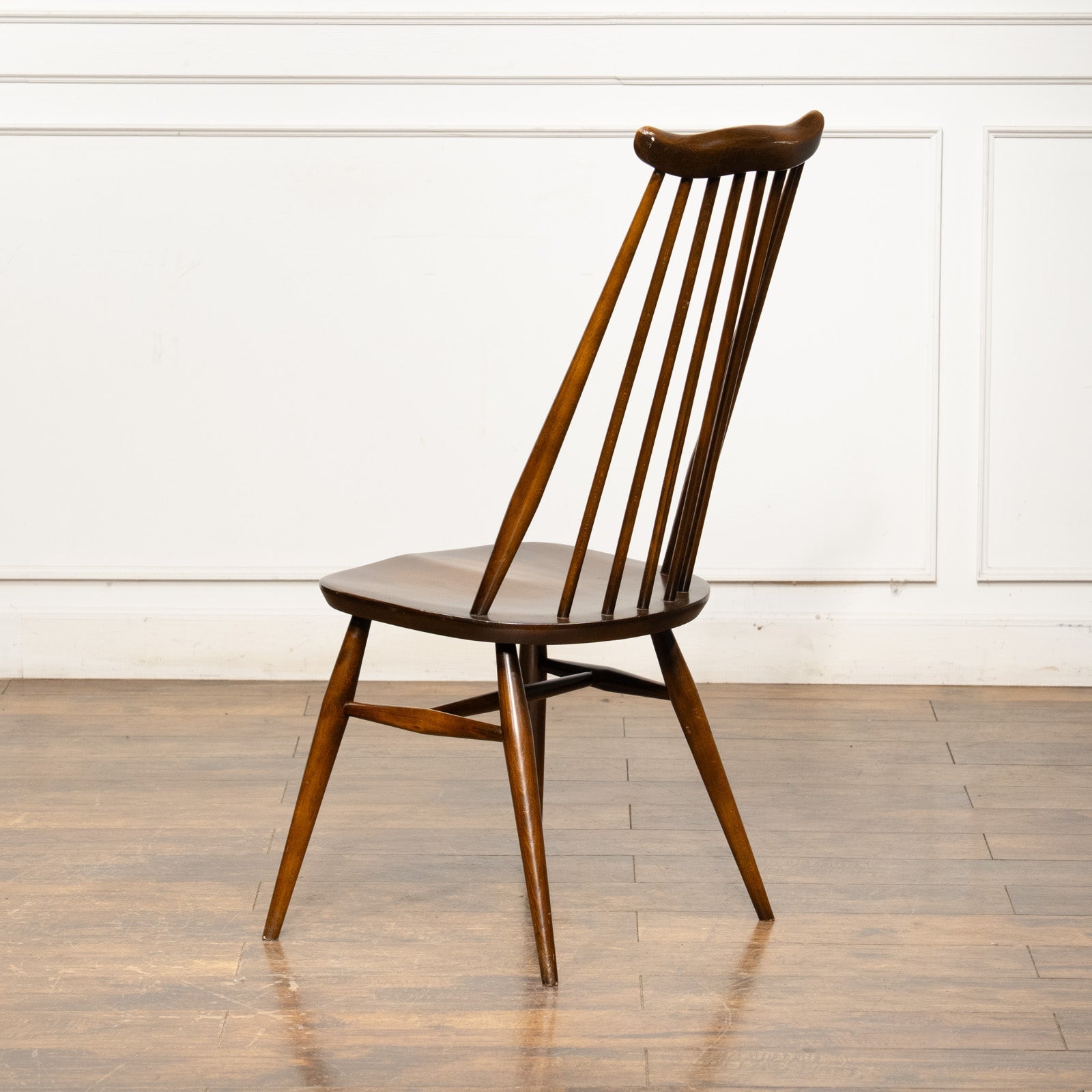 英国【ERCOL アーコール】ゴールドスミスチェア No.369 Windsor