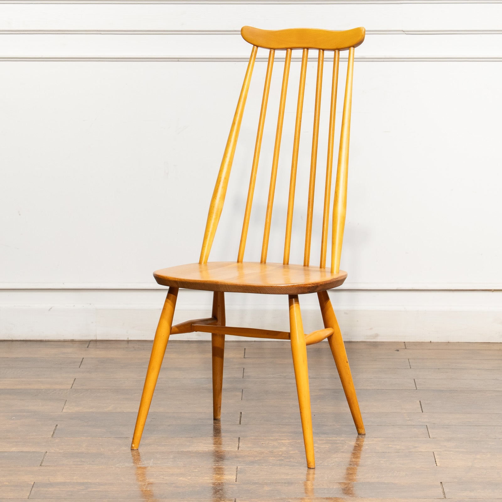 Ercol（アーコール）ヴィンテージ家具｜英国伝統の名作デザイン – THE